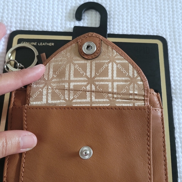 Lodis Paige Card💳 Case with Key🔑 Ring💍 - Picture 6 of 12